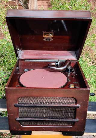 HMV 179 Colonial 